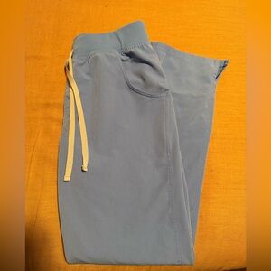 Figs Kade Tall Cargo Scrubs